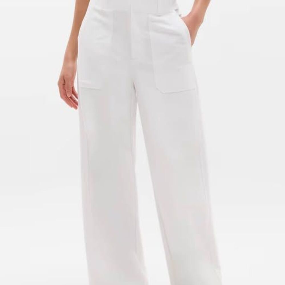 Athleta women’s Skyline High Rise Wide Leg Pant size 4